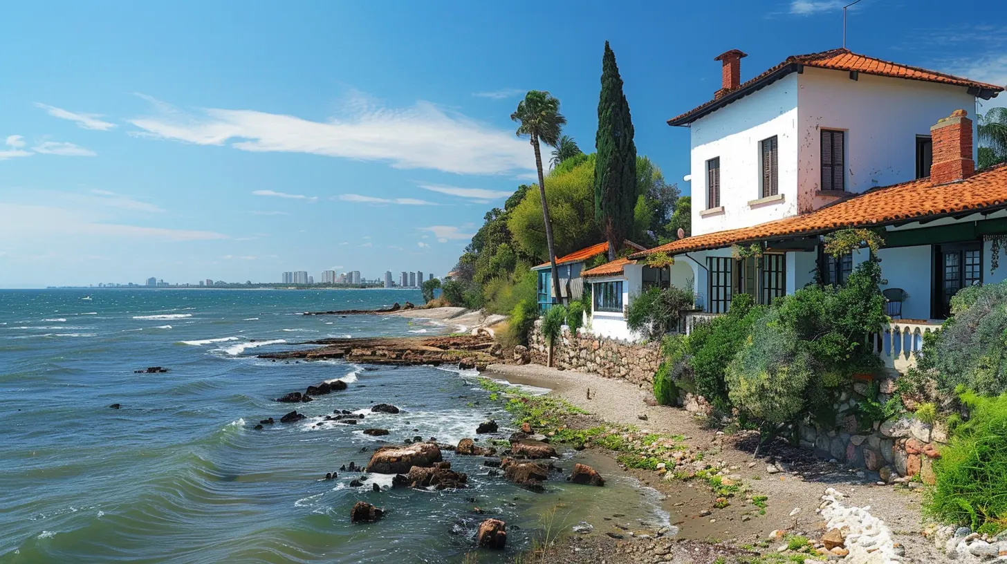 Uruguay’s Coastal Charms: Punta del Este to Colonia del Sacramento